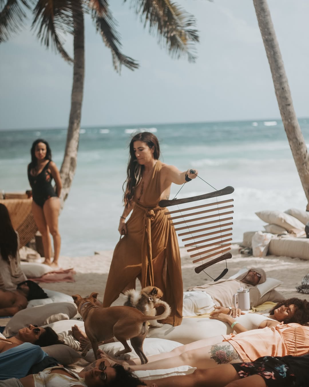 Isabella durante una práctica junto al mar